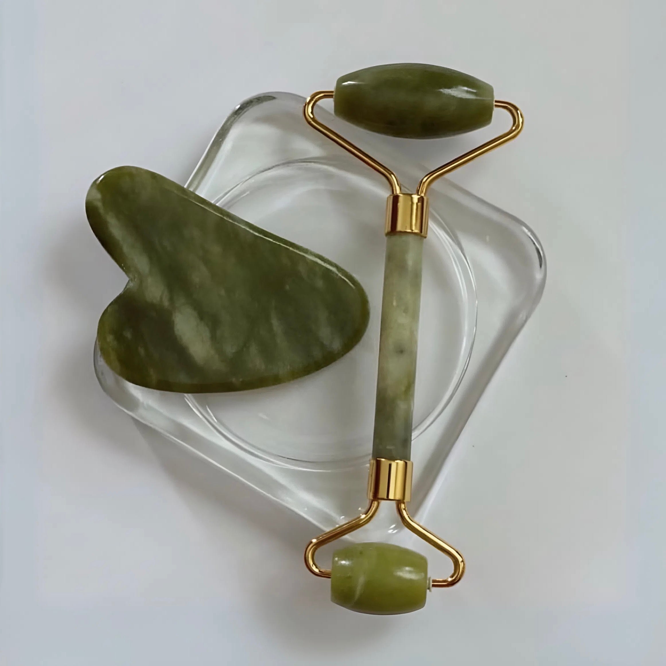 Facial Beauty - Jade Roller & Gua Sha Stone Set